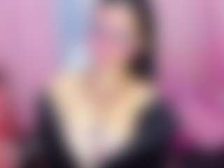 Live cam show with Lucy Joness - Big Tits on TeamSkeetLive