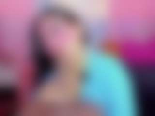 Live cam show with Lucy Joness - College Latina on livesuperchat.net | colombia