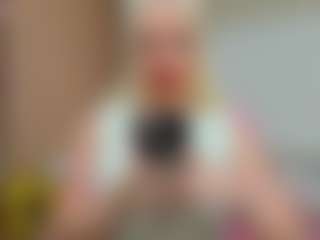 Live cam show with Anna - Lesbian on Dare Cams