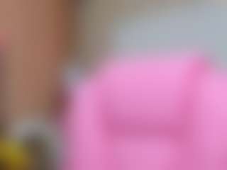 Live cam show with Anna - Facial on CamClone