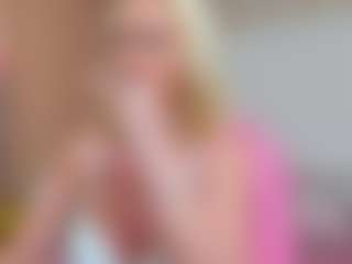 Live cam show with Anna - Thong on livesuperchat.net