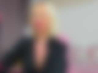 Live cam show with Anna - Facial on Soda Cam
