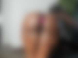 Live cam show with Perfect-Black-Ass - Shaved Pussy on Camsoda