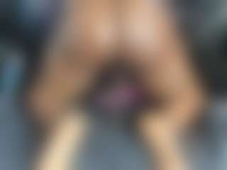 Live cam show with Perfect-Black-Ass - Fingers on Camsoda