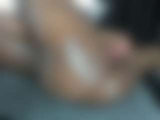 Live cam show with Perfect-Black-Ass - Latina on Gym Cam Girls