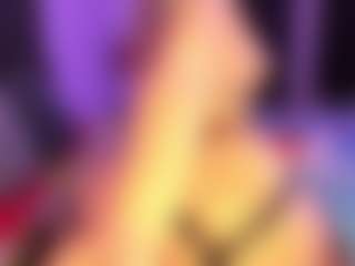 Moon's Live Sex Cam Show