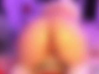Moon's Live Sex Cam Show