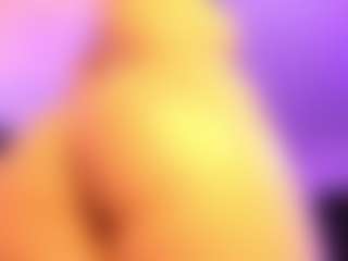 Moon's Live Sex Cam Show