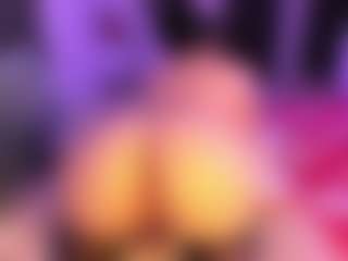 Moon's Live Sex Cam Show