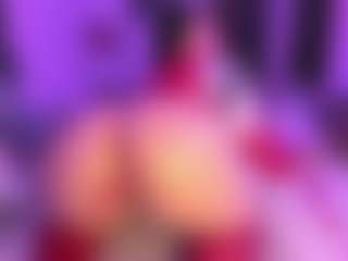 Moon's Live Sex Cam Show