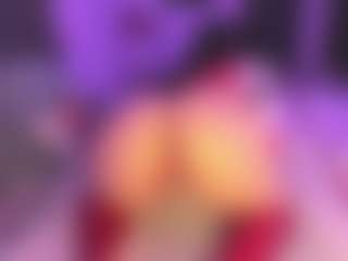 Moon's Live Sex Cam Show
