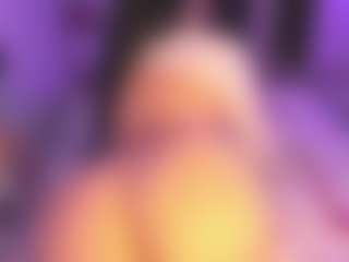 Moon's Live Sex Cam Show