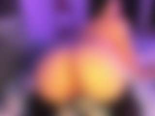 Live cam show with Moon - BBW on liverealitysex.com