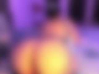 Moon's Live Sex Cam Show
