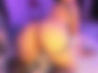 Moon's Live Sex Cam Show
