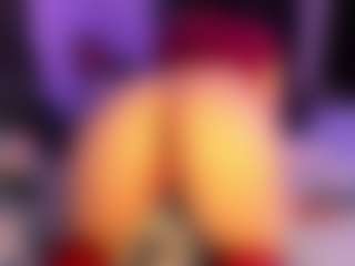 Moon's Live Sex Cam Show