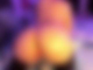 Moon's Live Sex Cam Show