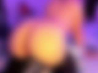 Moon's Live Sex Cam Show