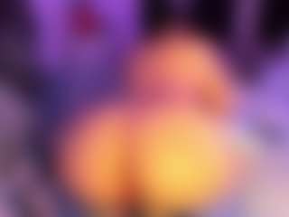 Moon's Live Sex Cam Show