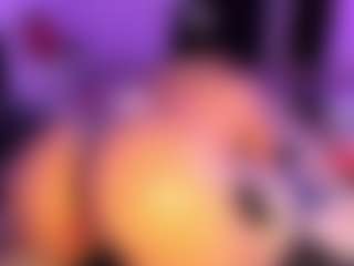 Moon's Live Sex Cam Show
