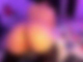 Live cam show with Moon - BBW Small Tits on Soda Cam