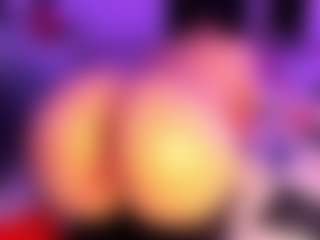 Moon's Live Sex Cam Show