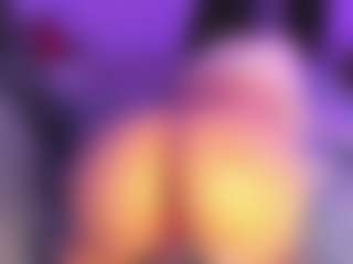 Moon's Live Sex Cam Show