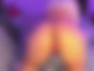 Moon's Live Sex Cam Show