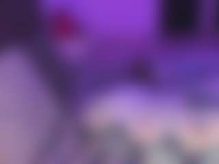 Moon's Live Sex Cam Show