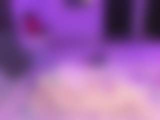 Moon's Live Sex Cam Show