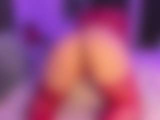 Moon's Live Sex Cam Show