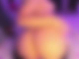 Moon's Live Sex Cam Show