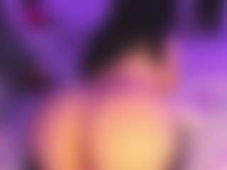 Moon's Live Sex Cam Show