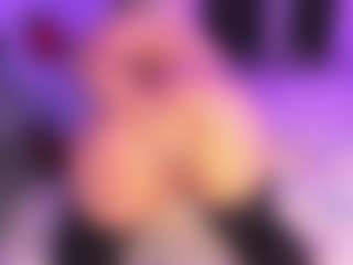 Moon's Live Sex Cam Show