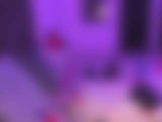 Moon's Live Sex Cam Show