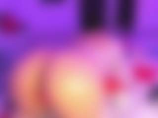 Moon's Live Sex Cam Show