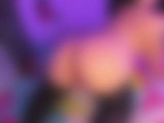 Moon's Live Sex Cam Show