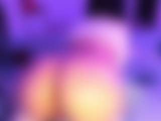 Moon's Live Sex Cam Show