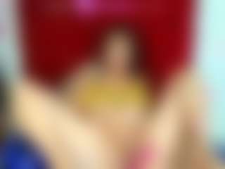 Live cam show with miss-leyla - Middle Aged on UwU Esports