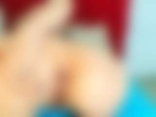 Live cam show with miss-leyla - Toys on CamClone