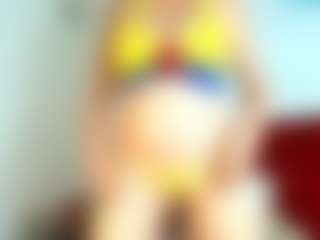 Live cam show with miss-leyla - Mature MILF on CamwithHer