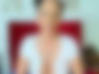 miss-leyla MILF webcam performer live streaming