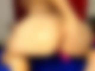 Live cam show with miss-leyla - Red Hair Squirt on Camsoda