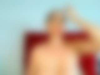 Live cam show with miss-leyla - Red Hair Middle Aged on TeamSkeetLive
