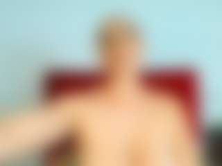 Live cam show with miss-leyla - Role Play on crypto-cams