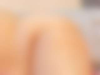 Eymi's Live Sex Cam Show