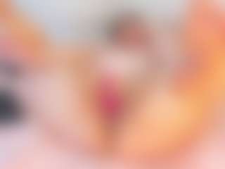 Live cam show with Eymi - Hairy Pussy on Fapmatic.com