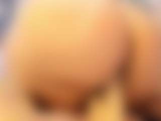 Eymi's Live Sex Cam Show