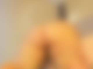 Eymi's Live Sex Cam Show