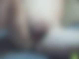 Live cam show with JumboBrain - Handjob on Dolls Live